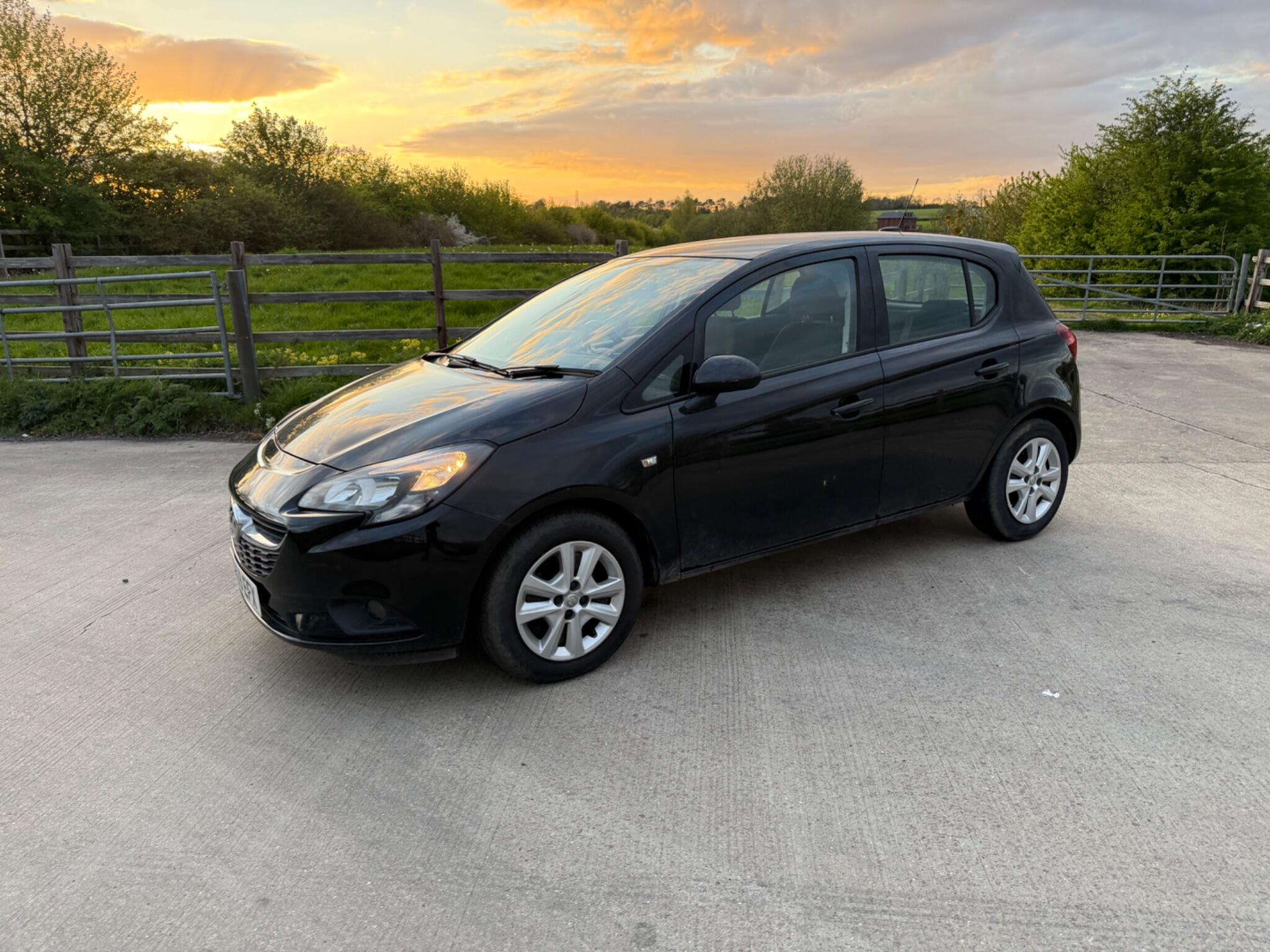Vauxhall Corsa 1.4i Design Euro 6 (s/s) 5dr — photo 65 of 104